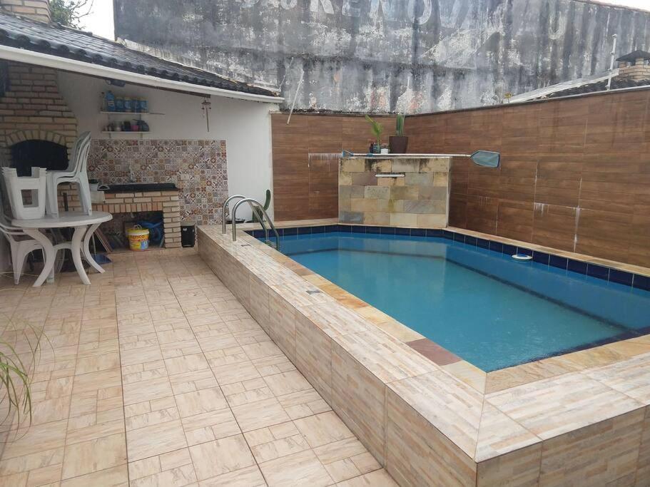Casa Em Itanhaem Com 2 Quartos Garagem P 2 Carros, Churrasqueira, Piscina 200 M Da Praia Exterior photo